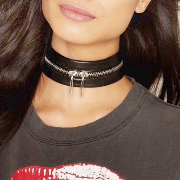 Jewelry - New! Black Punk Zipper Choker